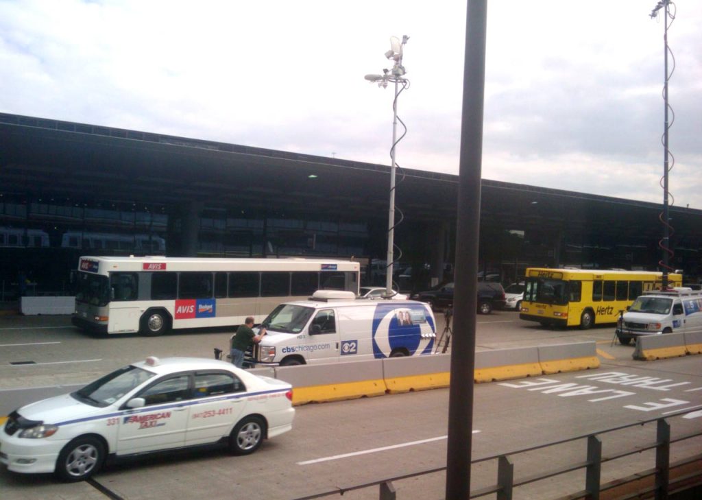 chicago ohare airport cbs tv van, taxi and buses - Go Chicago Limo chicago ohare airport cbs tv van, taxi and buses