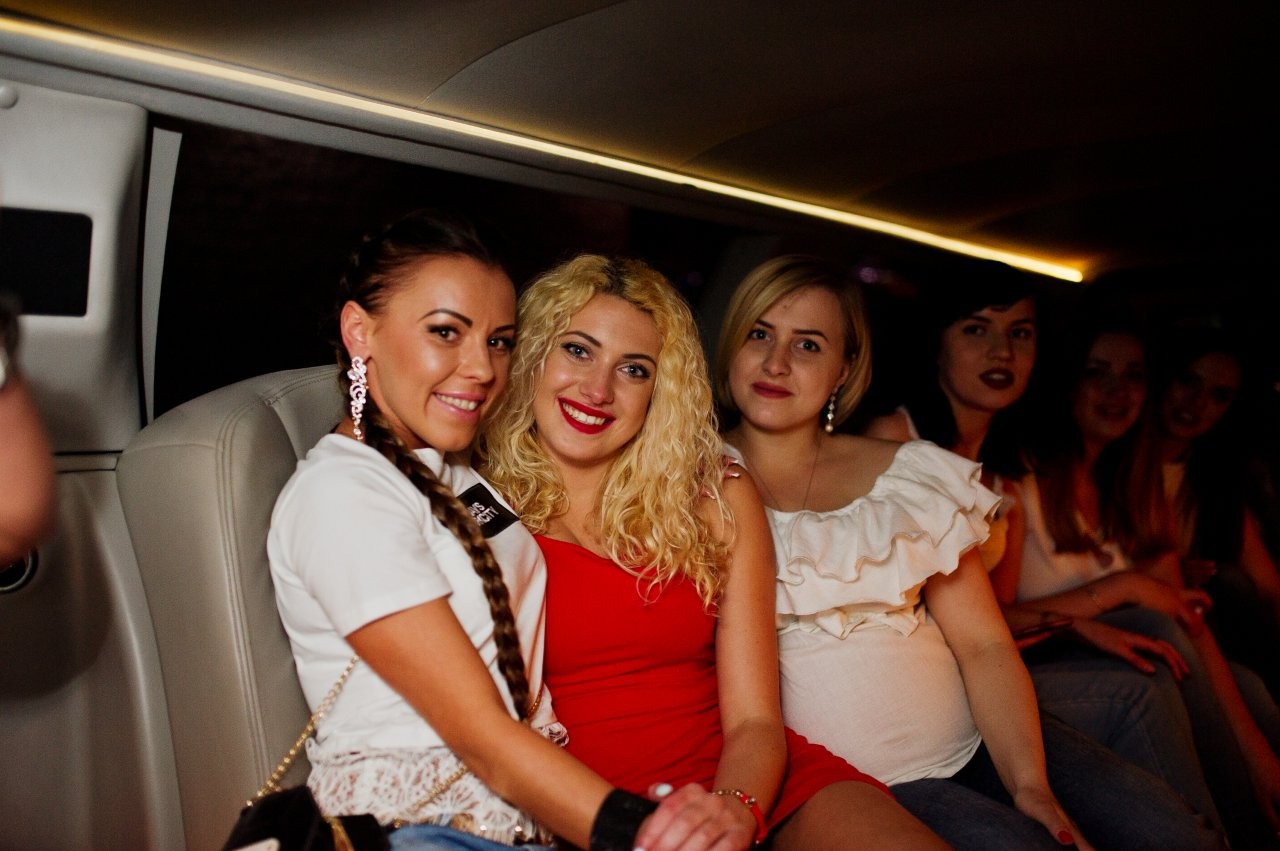 women celebrate special event in Chicago limousine interior